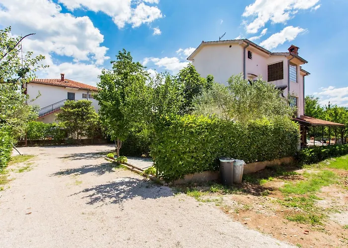 Svoboda 2 By Interhome Apartamento Šilo