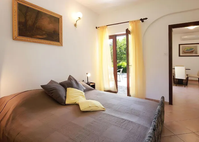 Apartamento Svoboda 2 By Interhome