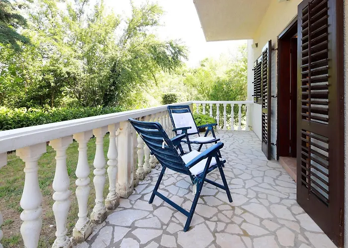 Svoboda 2 By Interhome Apartamento