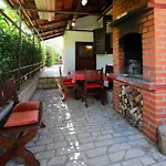 Apartament Svoboda 2 By Interhome *